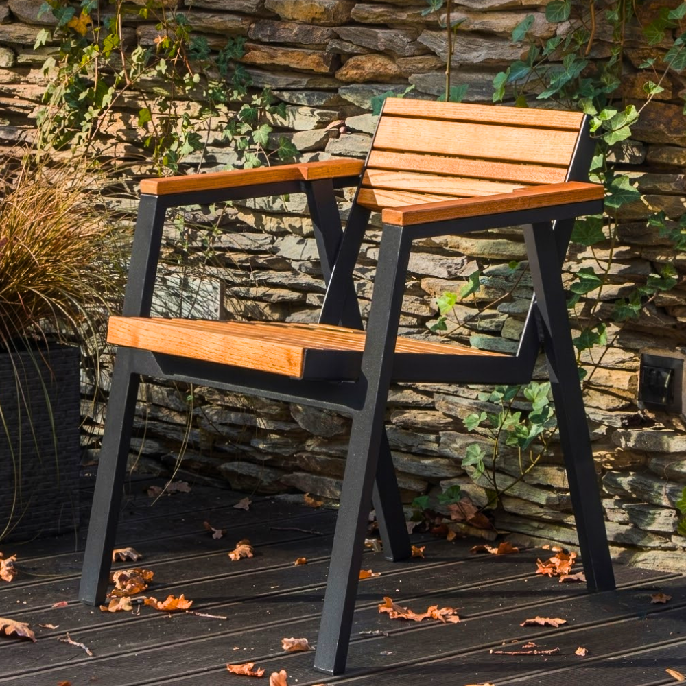 374 Outdoor Garden Armchair with Teak Wood Slats and Black Steel Frame - Image 1