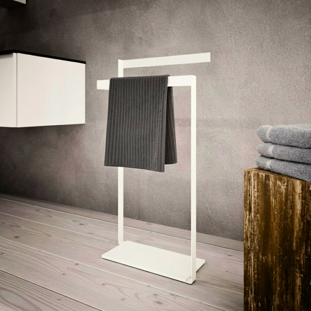 389 White Matte Steel Freestanding Single-Bar Towel Stand - Image 1